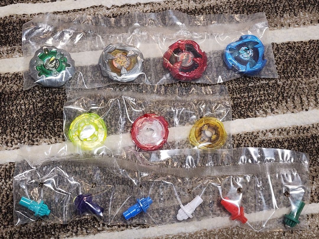 ベイブレードx引退品