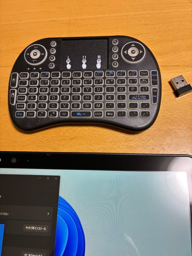 ARROWS Tab Q738/SE 富士通 Corei3 Windows11