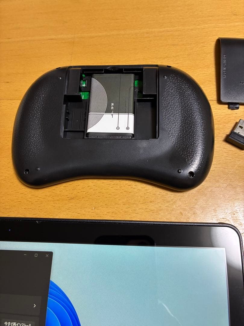 ARROWS Tab Q738/SE 富士通 Corei3 Windows11