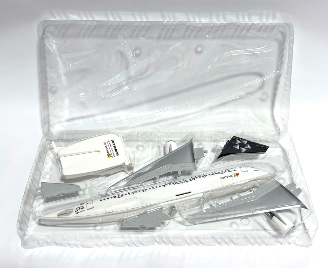 Herpa 1/100 A320 TAPポルトガル航空STAR ALLIANCE