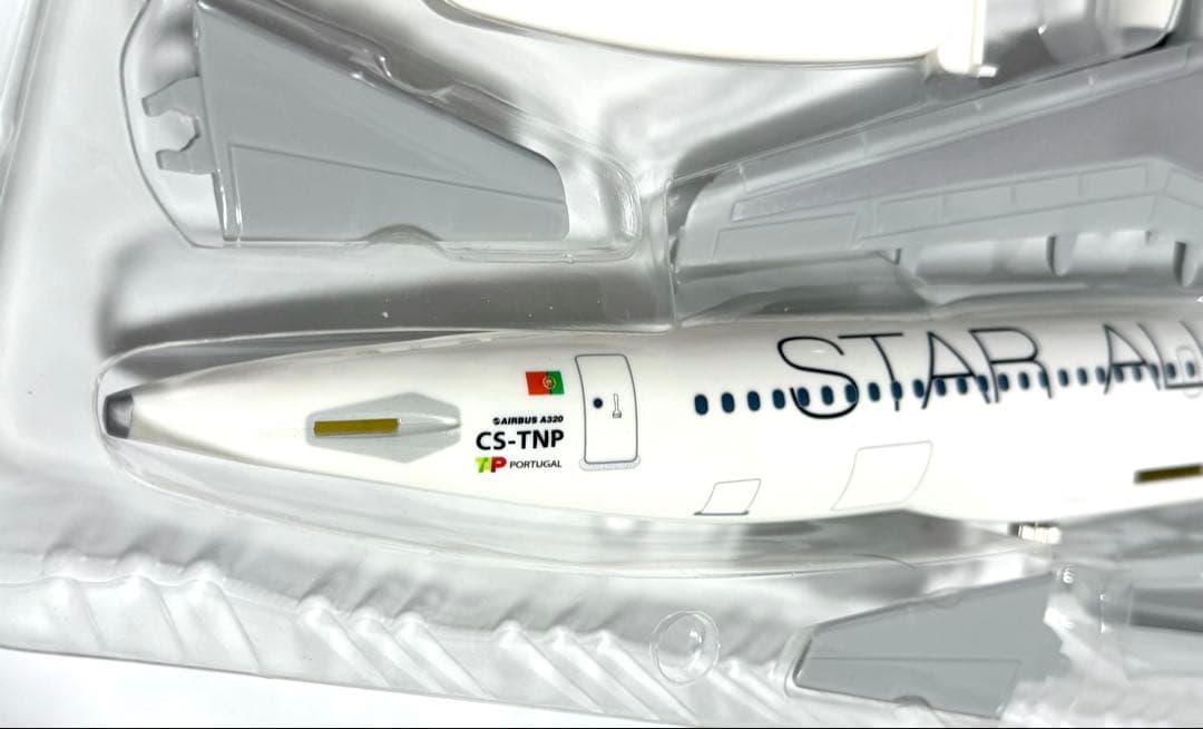Herpa 1/100 A320 TAPポルトガル航空STAR ALLIANCE