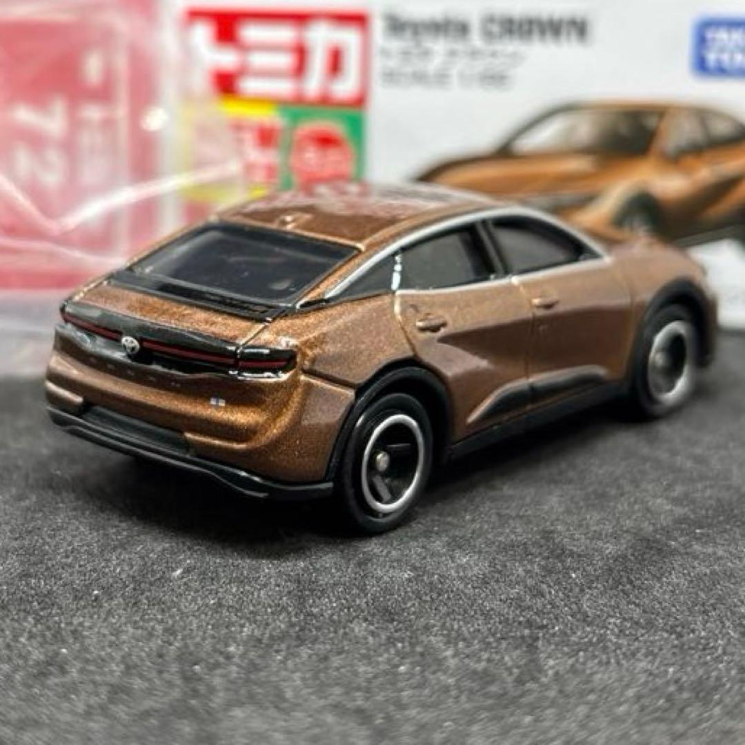 トミカ クラウン 6台セット 新車シール付き