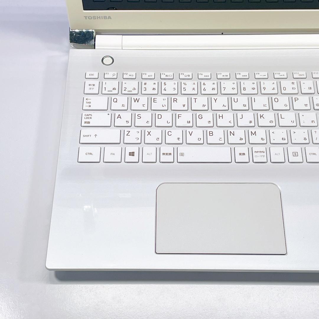 Windows11✨動画視聴書類作成に✨快適SSD✨東芝ノートパソコンカメラ薄型
