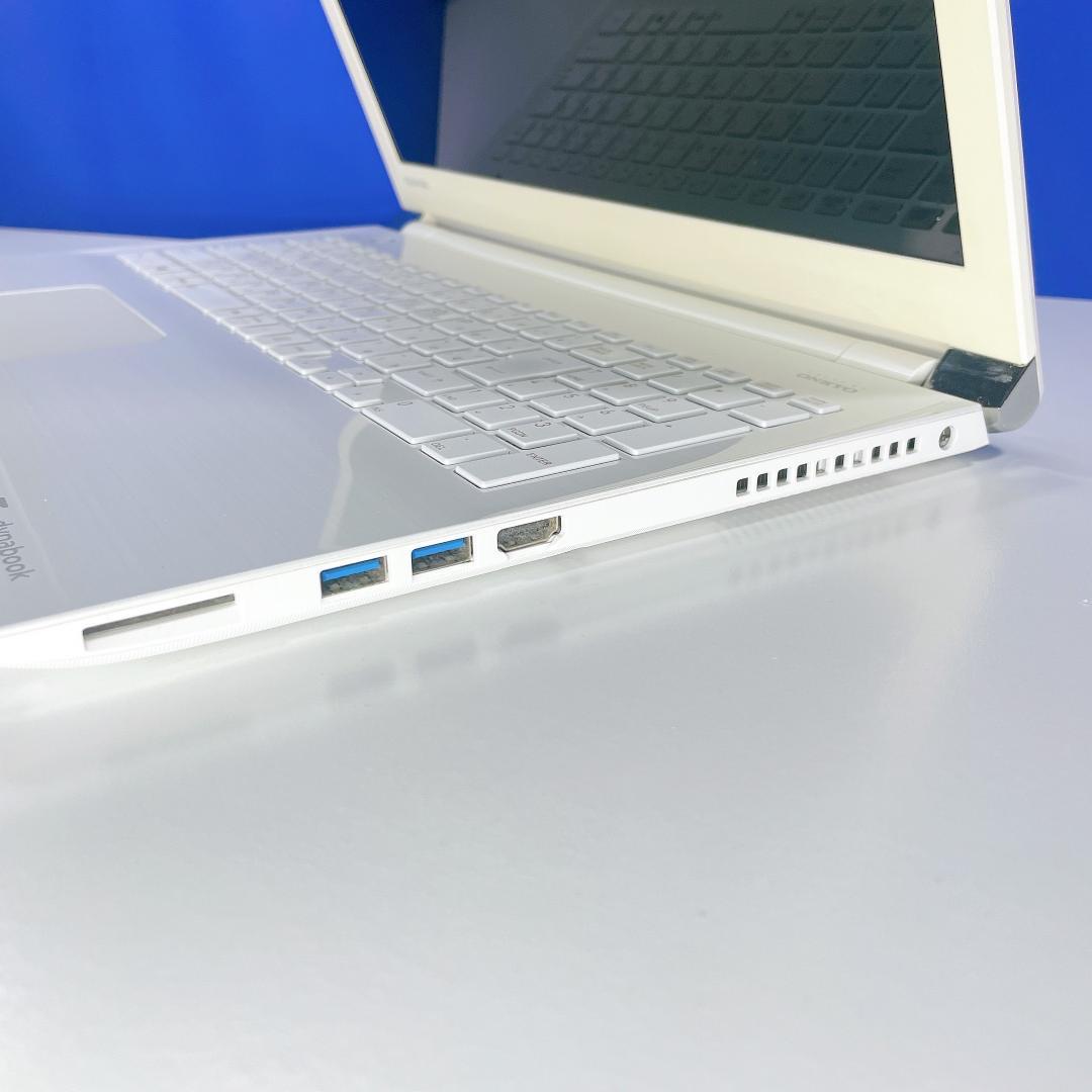 Windows11✨動画視聴書類作成に✨快適SSD✨東芝ノートパソコンカメラ薄型