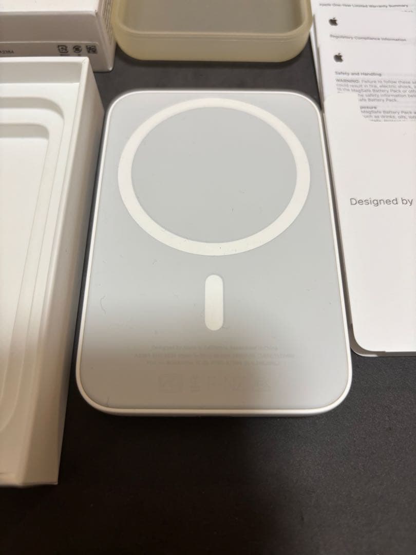 Apple MagSafe バッテリーパック　純正