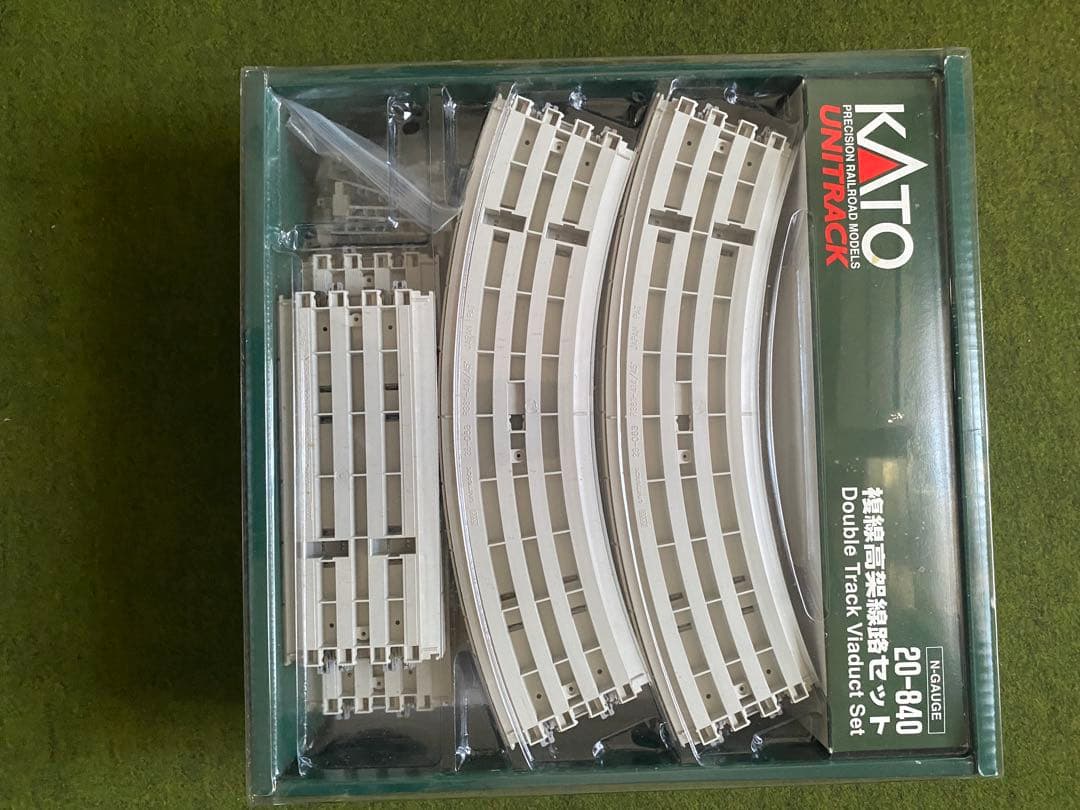 Nゲージ　カトー製　複線高架線路セット+高架駅舎セット
