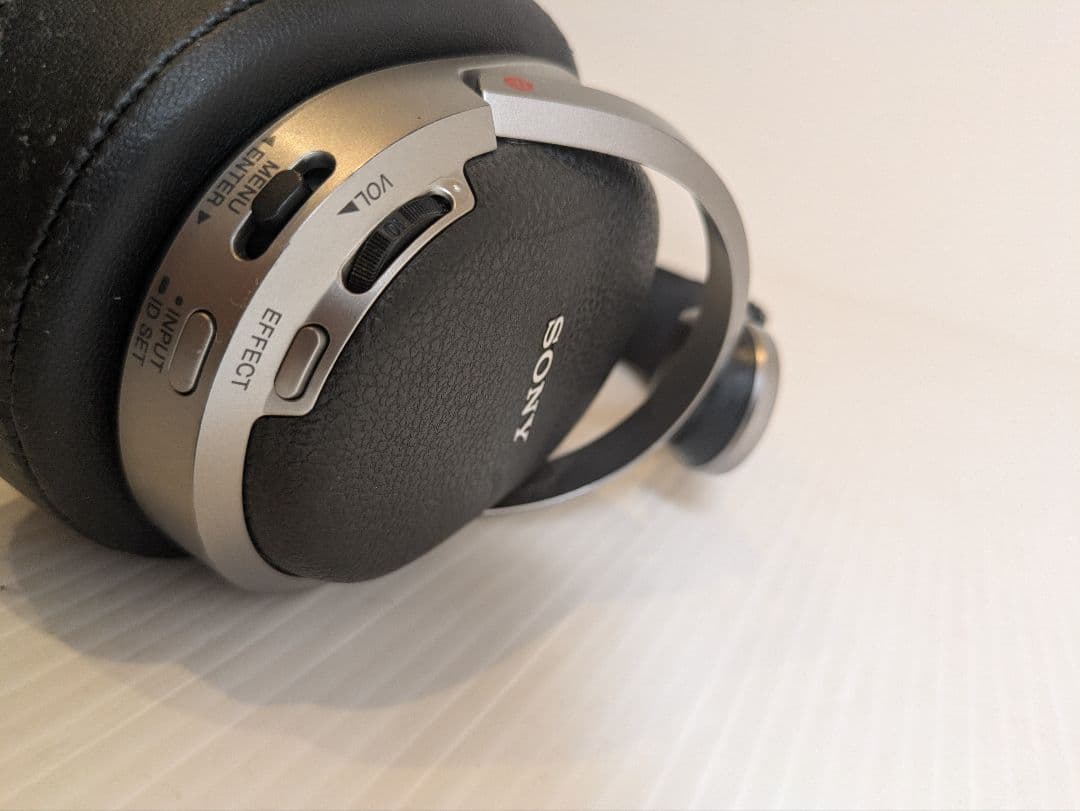 現状渡し SONY デジタルサラウンドヘッドホンシステム MDR-HW700DS