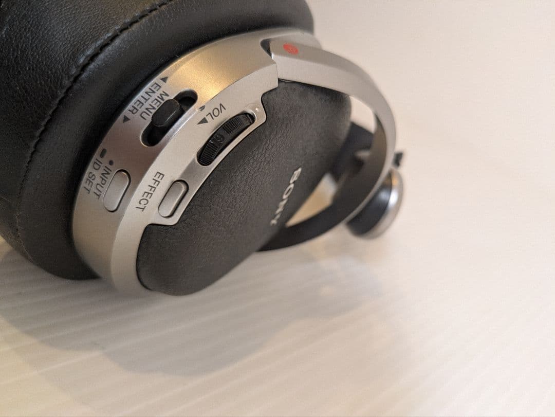 現状渡し SONY デジタルサラウンドヘッドホンシステム MDR-HW700DS