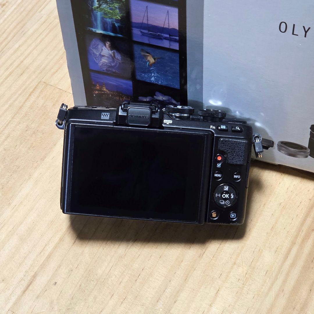 OLYMPUS PEN Lite E-PL7 ブラック ボディ