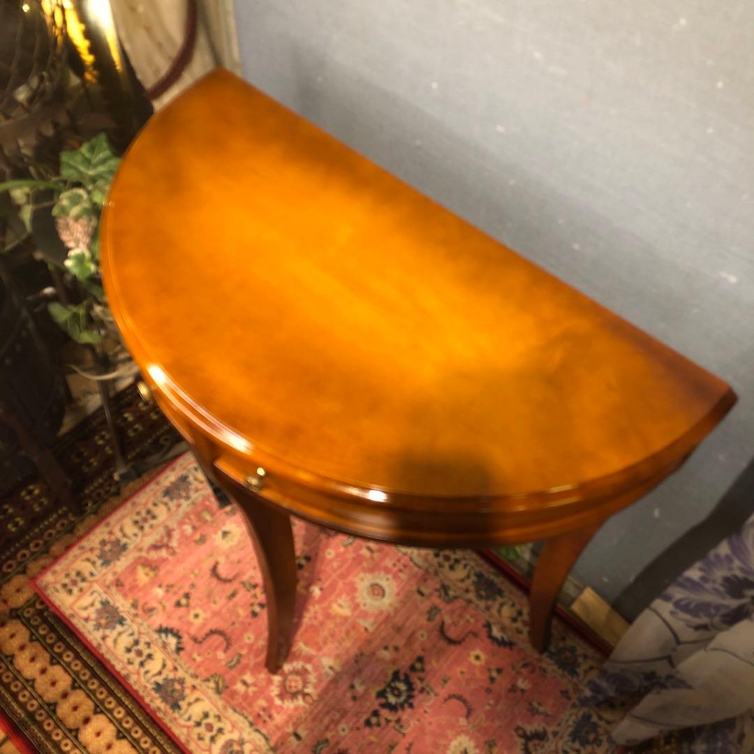 アンティークPT アクセントホールキャビネット