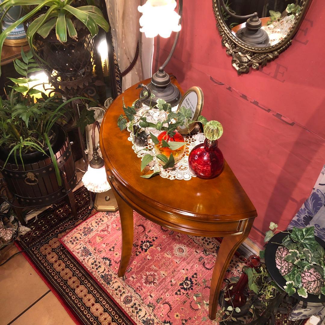 アンティークPT アクセントホールキャビネット