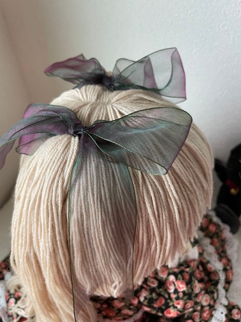 米山京子風　黒猫を抱いた女の子のお人形　大きめのお人形　ハンドメイド　花柄ドレス