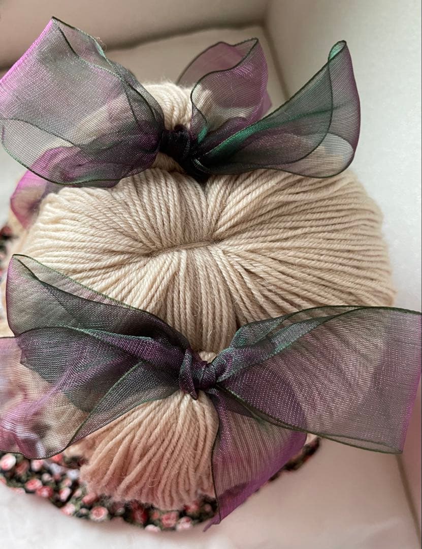 米山京子風　黒猫を抱いた女の子のお人形　大きめのお人形　ハンドメイド　花柄ドレス