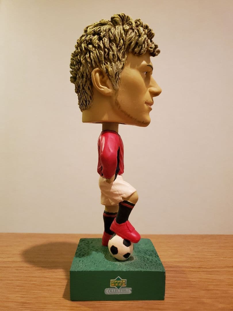 デビッド・ベッカム　ボブルヘッド　首振り　フィギュア　箱入り