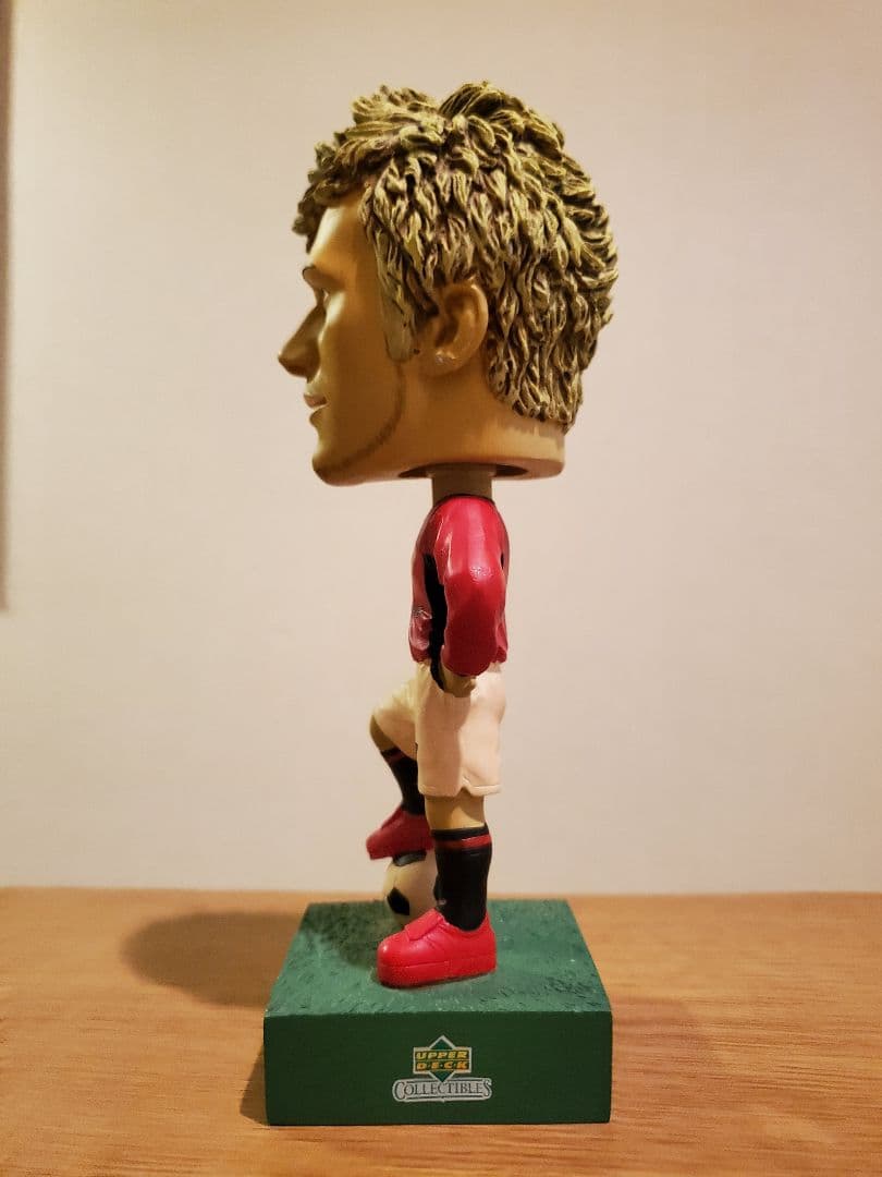 デビッド・ベッカム　ボブルヘッド　首振り　フィギュア　箱入り