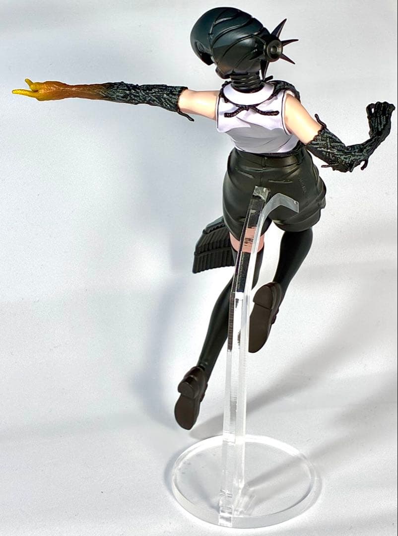 チェンソーマン　リペイント　レゼ　ボム　フィギュア　2次元