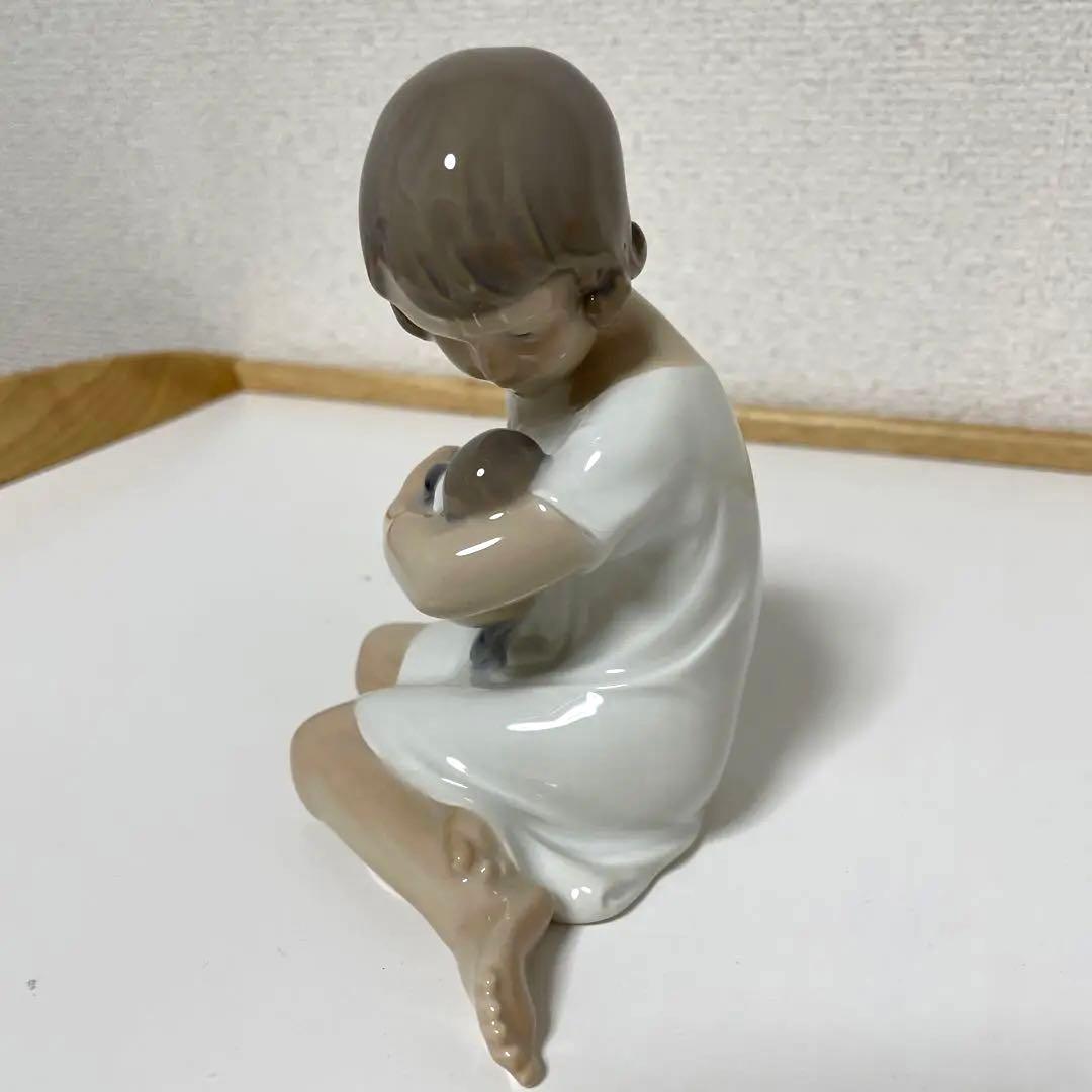 ・Girl with doll・１９７４年ー１９７８年・１３cm・ＲＣ・