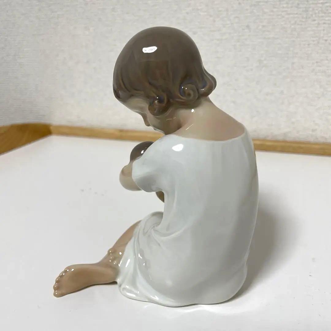 ・Girl with doll・１９７４年ー１９７８年・１３cm・ＲＣ・