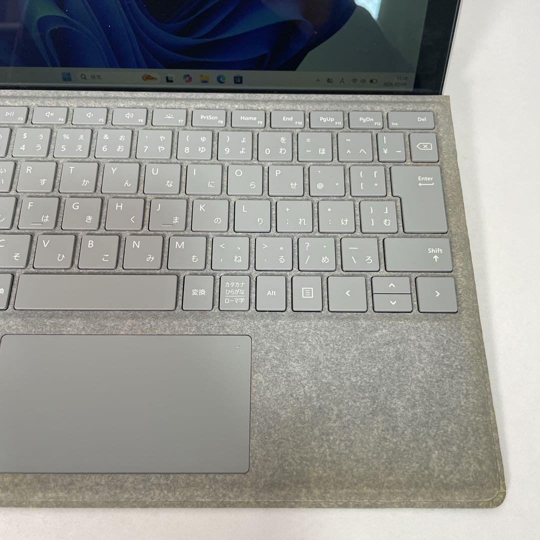 Surface Pro5 タイプカバー付 12インチ 軽量 持ち運びに便利