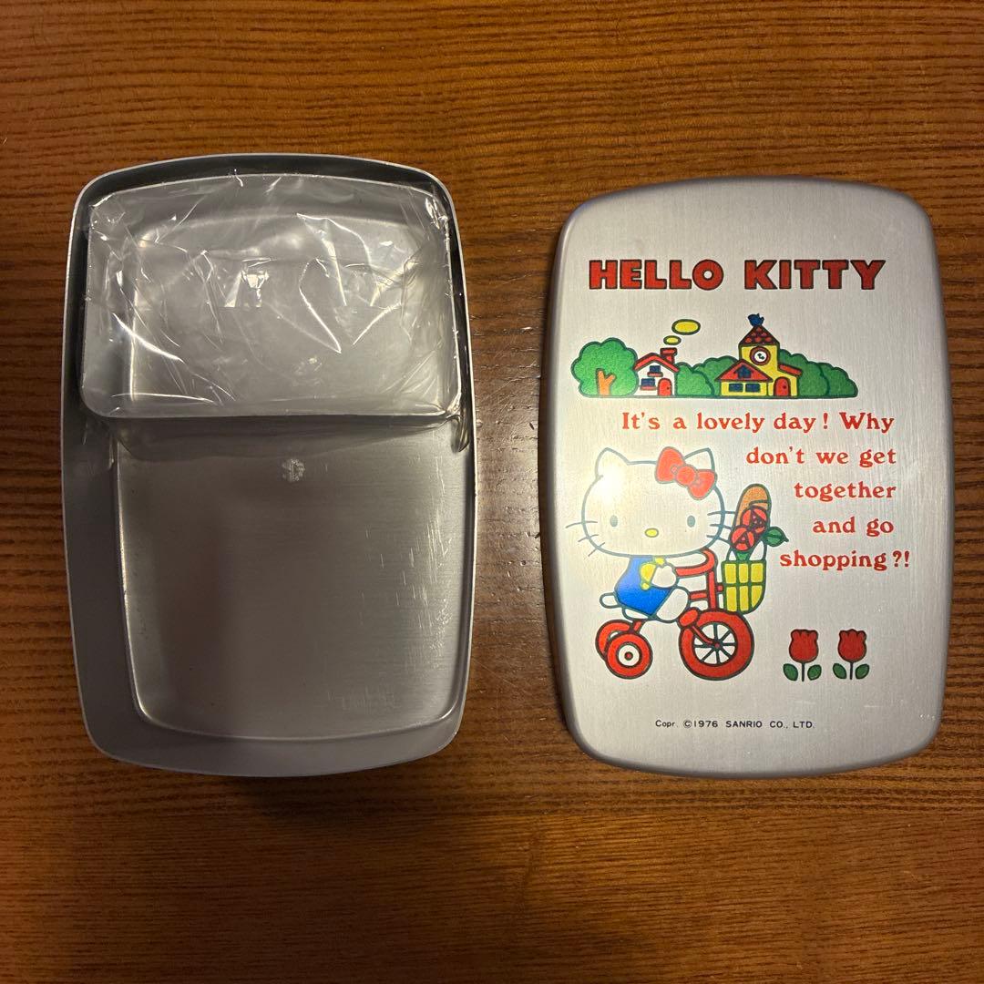 【未使用品】ハローキティおべんとうばこ