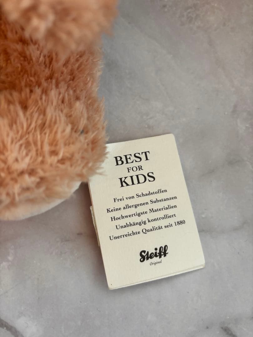 《シュタイフ》Steiff テディベア　タグ付き