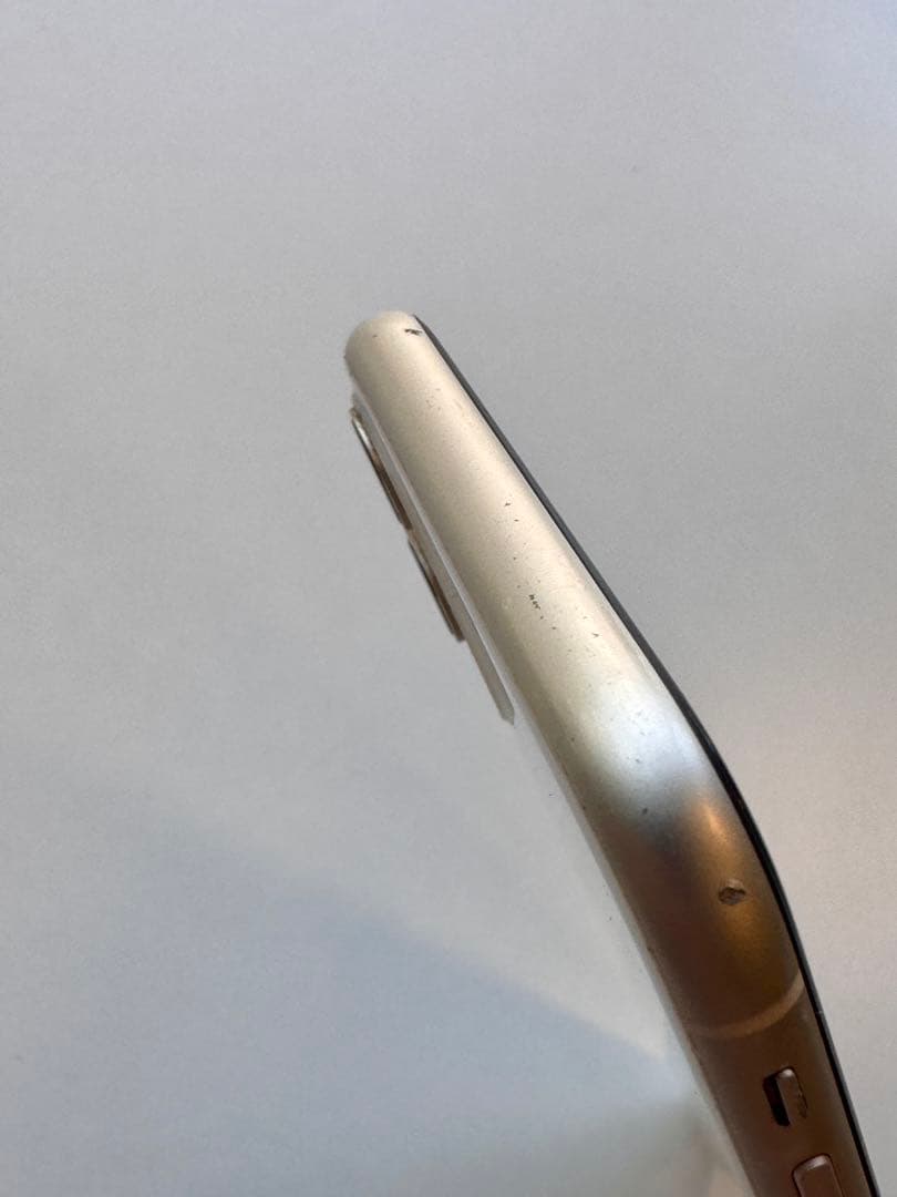 Apple iPhone 11 ホワイト 128GB バッテリー残100％