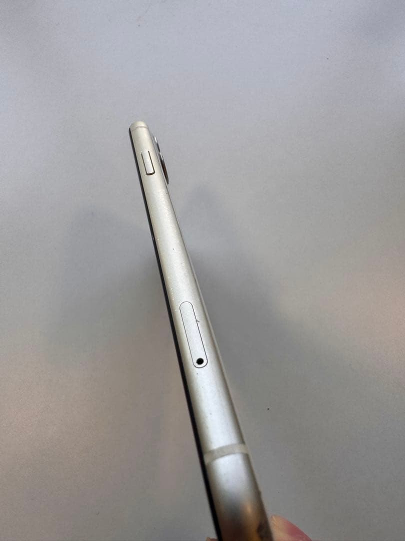 Apple iPhone 11 ホワイト 128GB バッテリー残100％