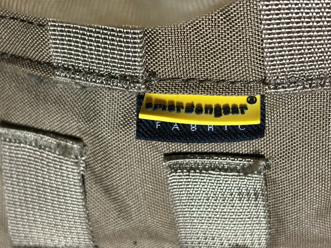 EMERSON GEAR 6094A タイプ プレートキャリア コヨーテブラウン