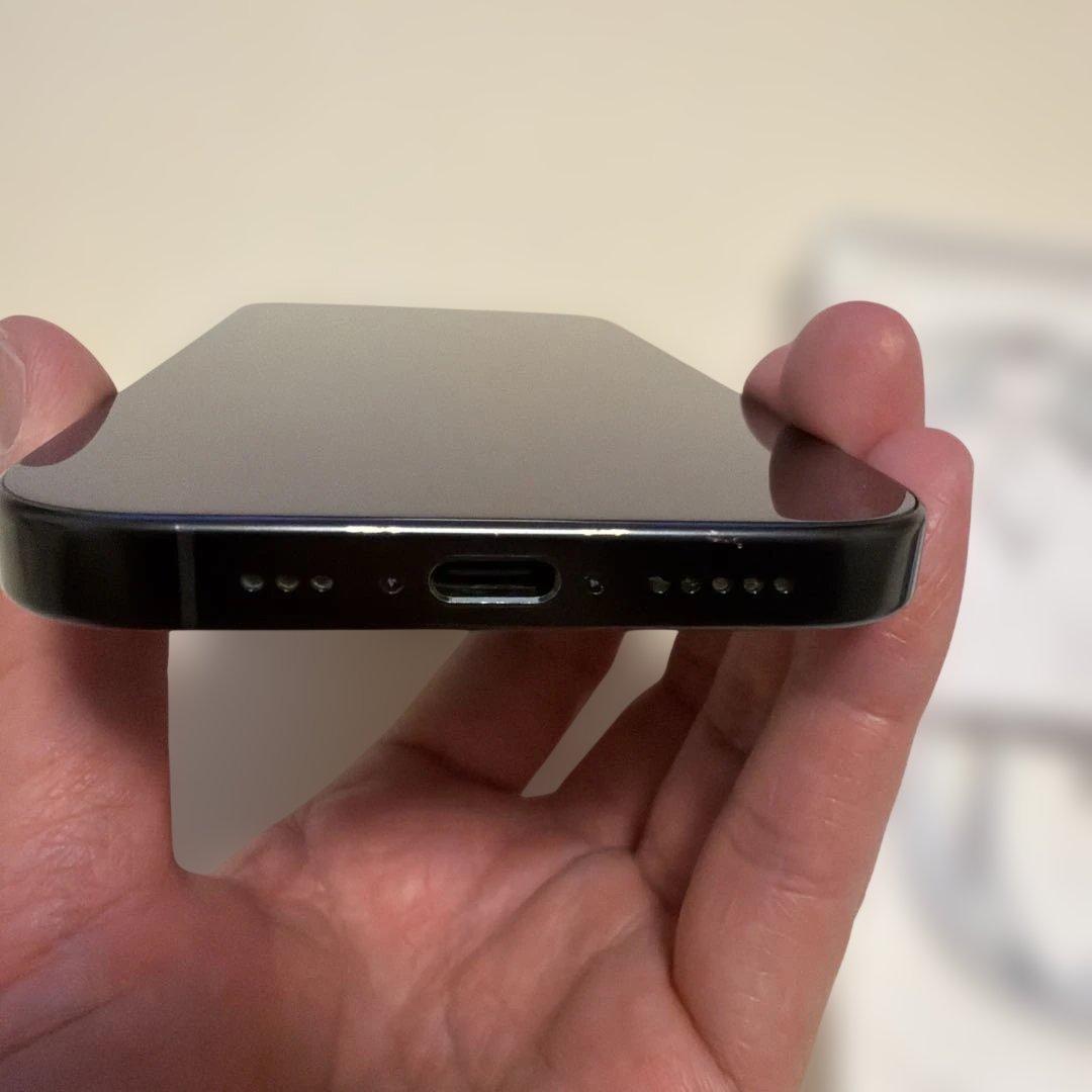 iPhone 16 Pro 512GB ブラック 限定保証2026/3まで99%