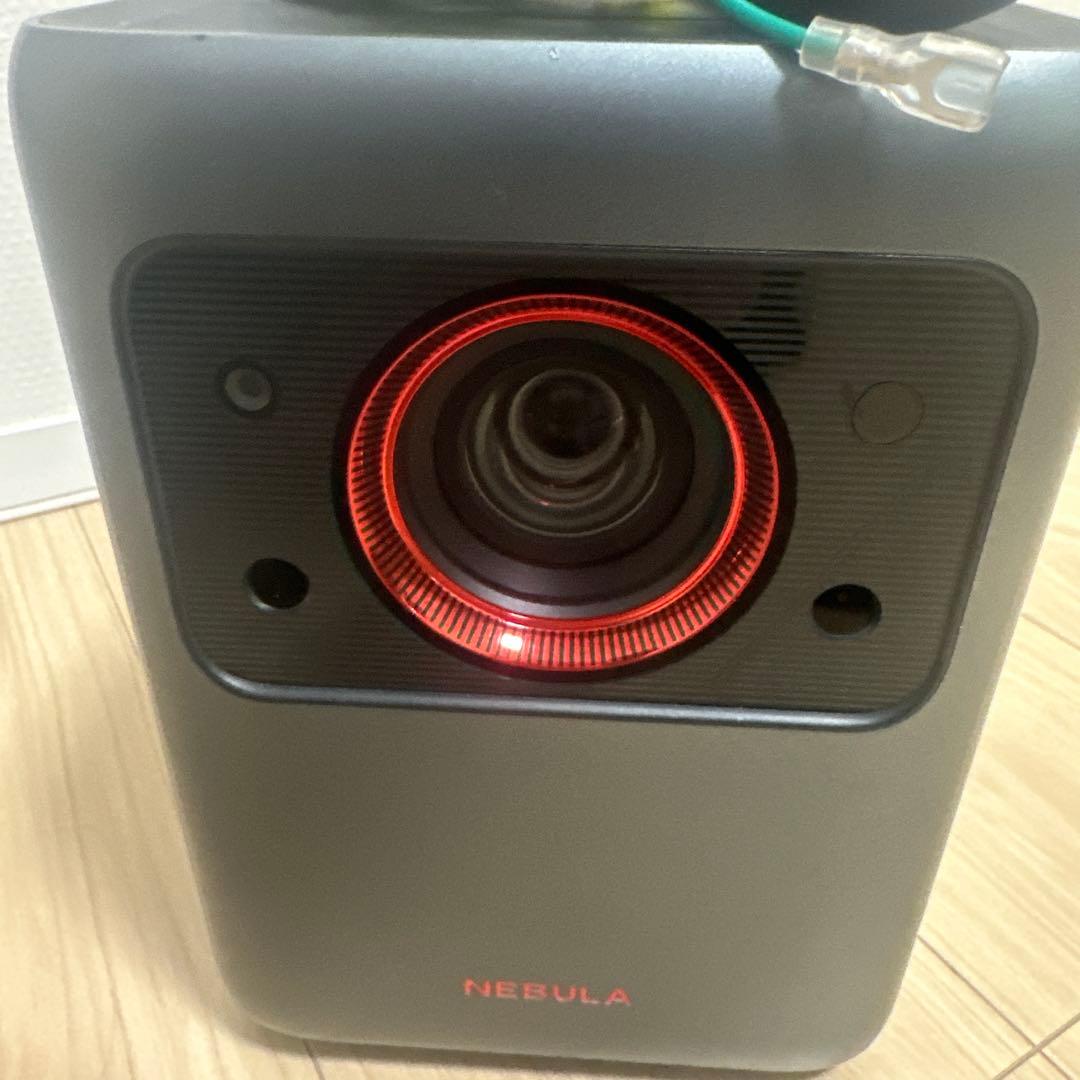 ヌ*リ様 NEBULA cosmos lasar 4k プロジェクター本体