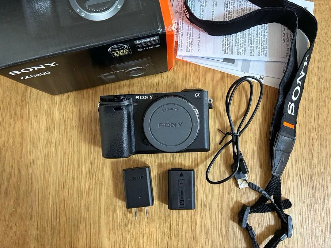 SONY α6400ミラーレスカメラ 本体と付属品 海外仕様