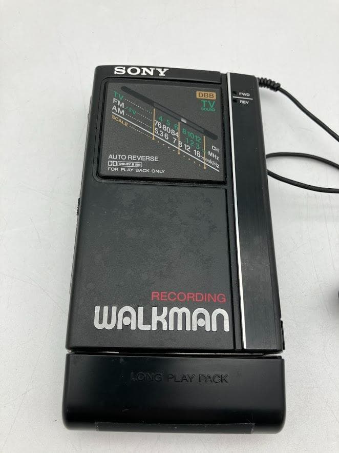 【ジャンク品】SONY　カセットウォークマン　 WM-F404