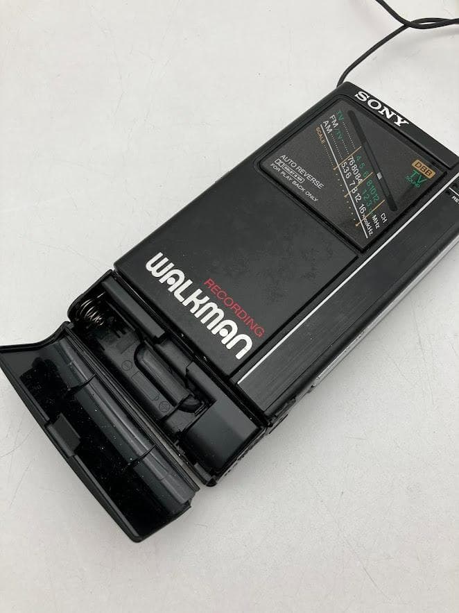 【ジャンク品】SONY　カセットウォークマン　 WM-F404