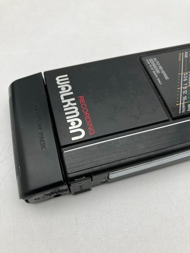 【ジャンク品】SONY　カセットウォークマン　 WM-F404