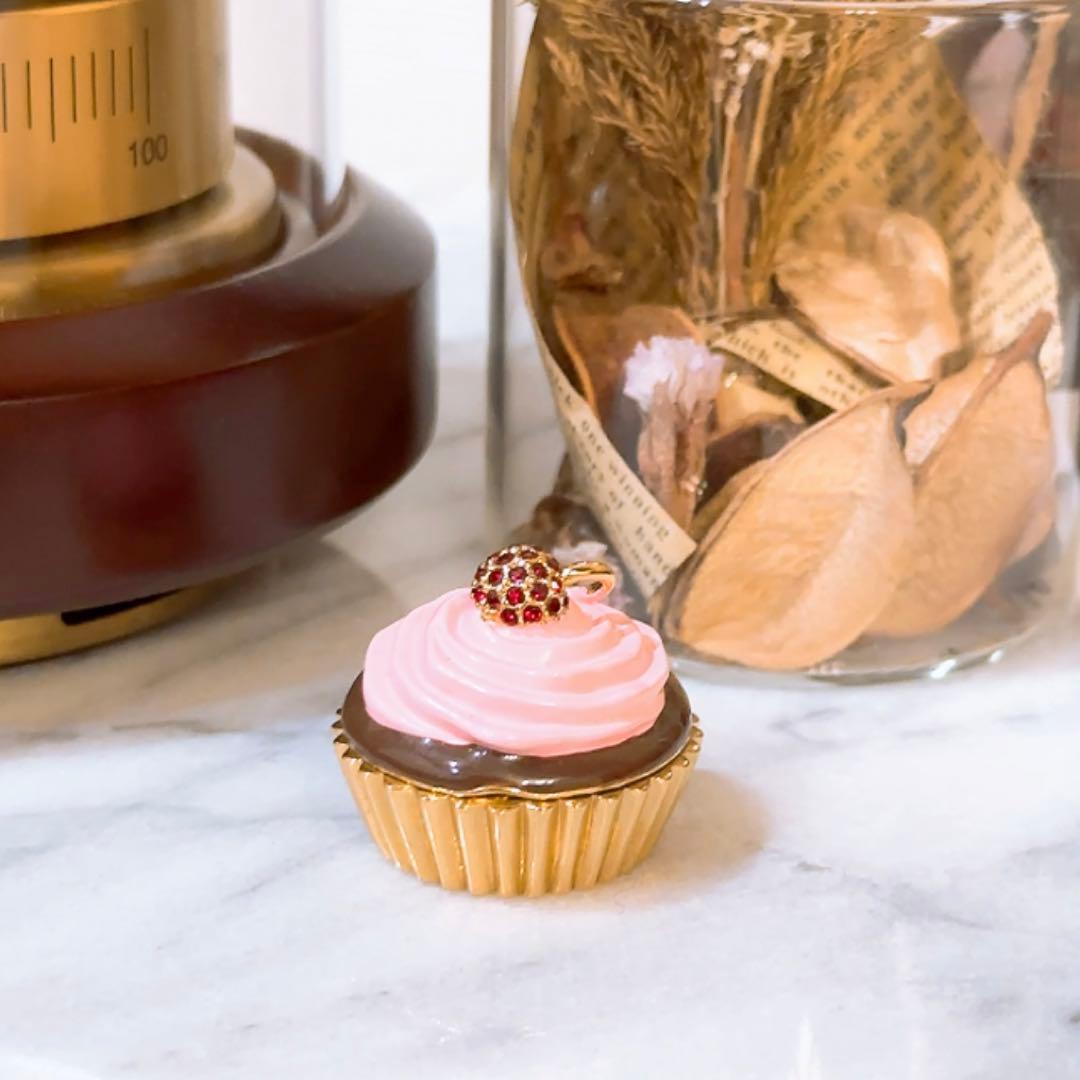 ジューシークチュール　カップケーキ　アクセサリーケース