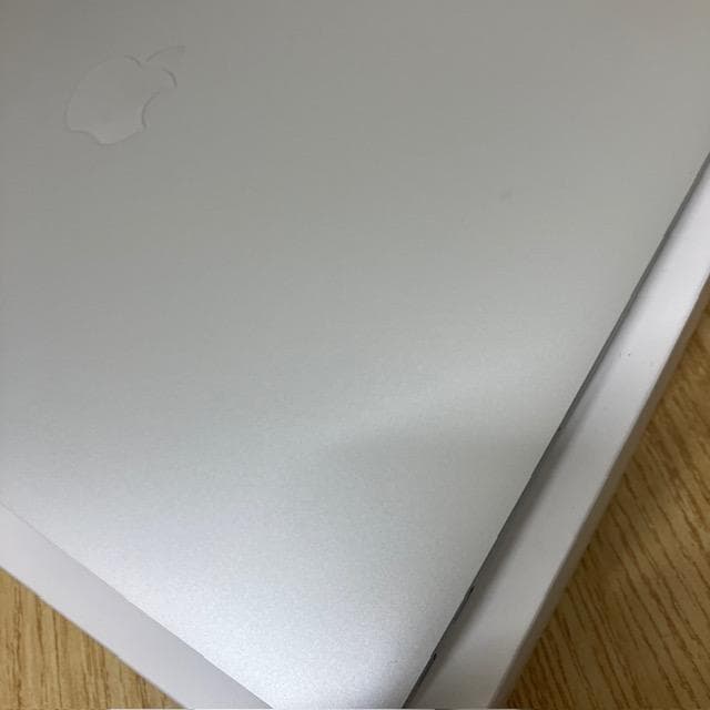 GA6915◆MacBook Air　Model A2337　箱付き　ジャンク♪