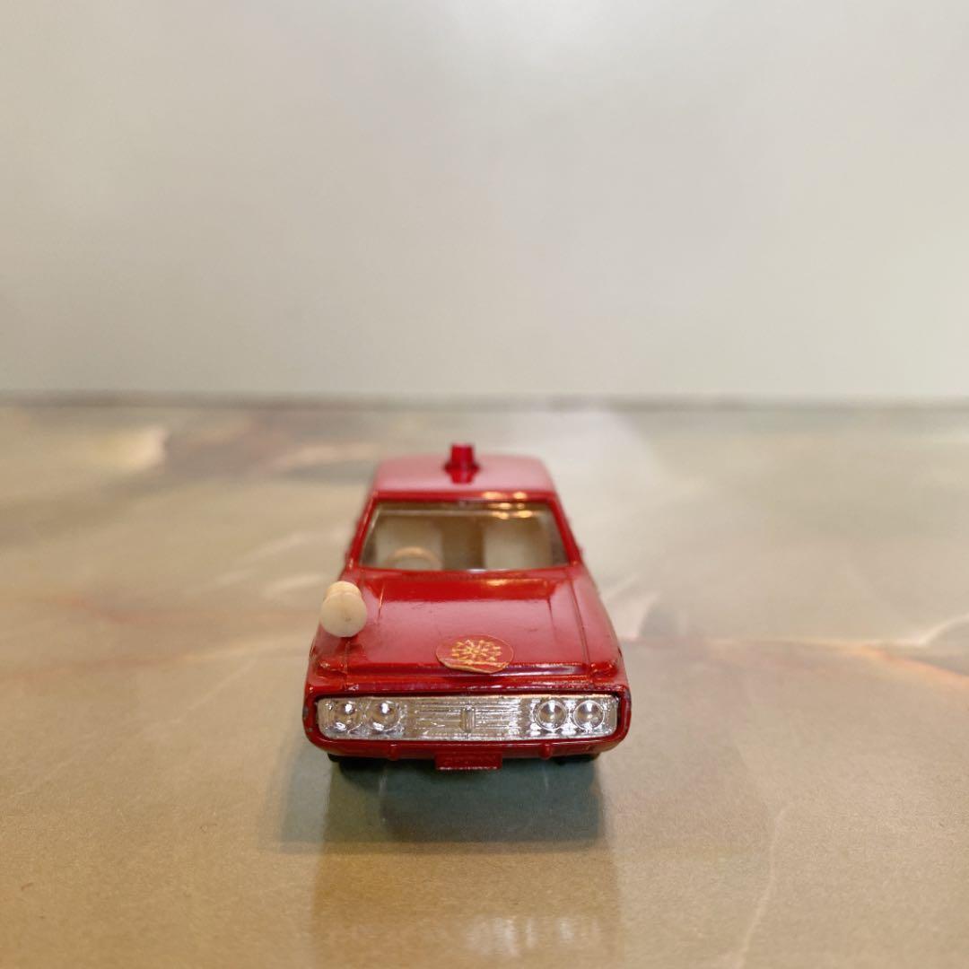 トミカNO.27 トヨタニュークラウンファイアチーフカー 1Eホイール 日本製