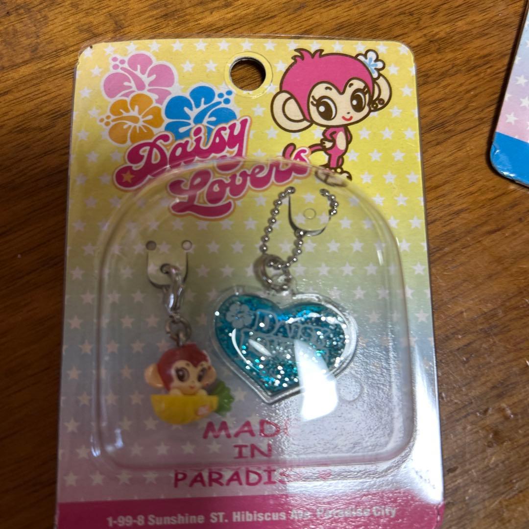 レア！ポンポネット　ミントちゃん、ルッキーちゃんたちのファスナーマスコット