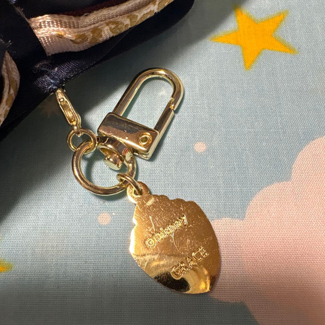 ディズニー ツイステッドワンダーランド マイラ マルチチャーム ポムフィオーレ