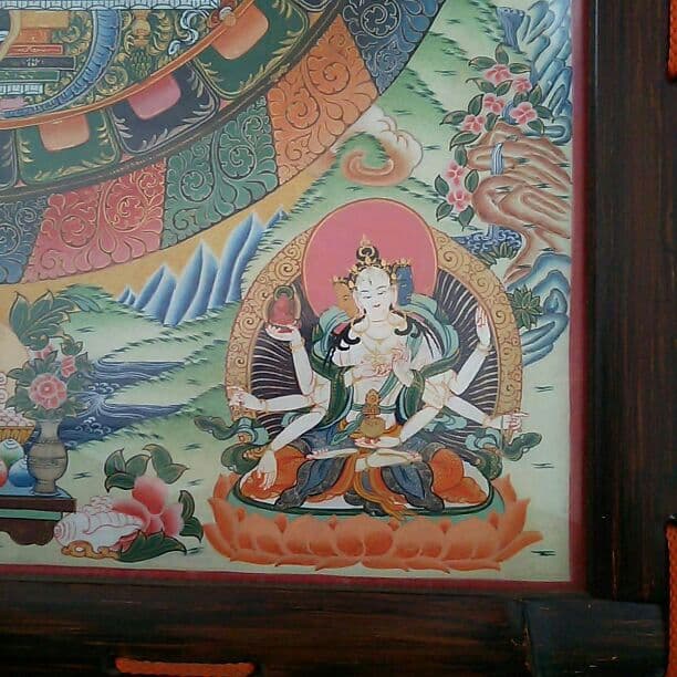 曼陀羅、額つき