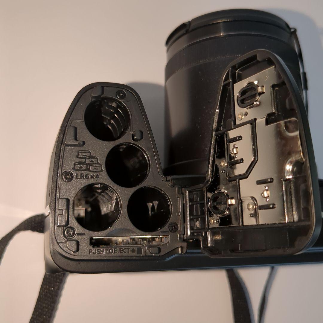 OLYMPUS コンパクトデジタルカメラSTYLUS SP-820UZ