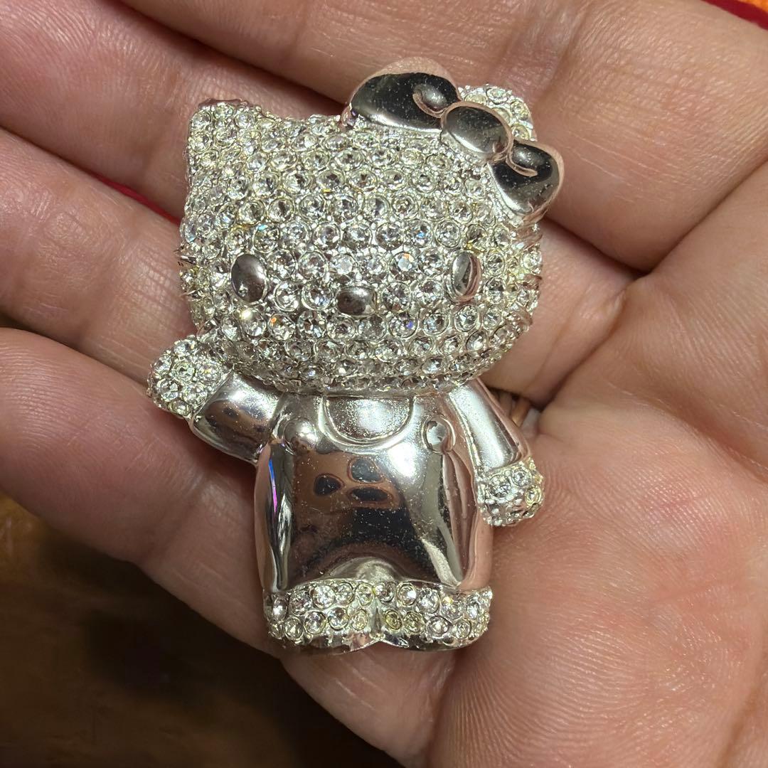 ハローキティ クリスタルフィギュア