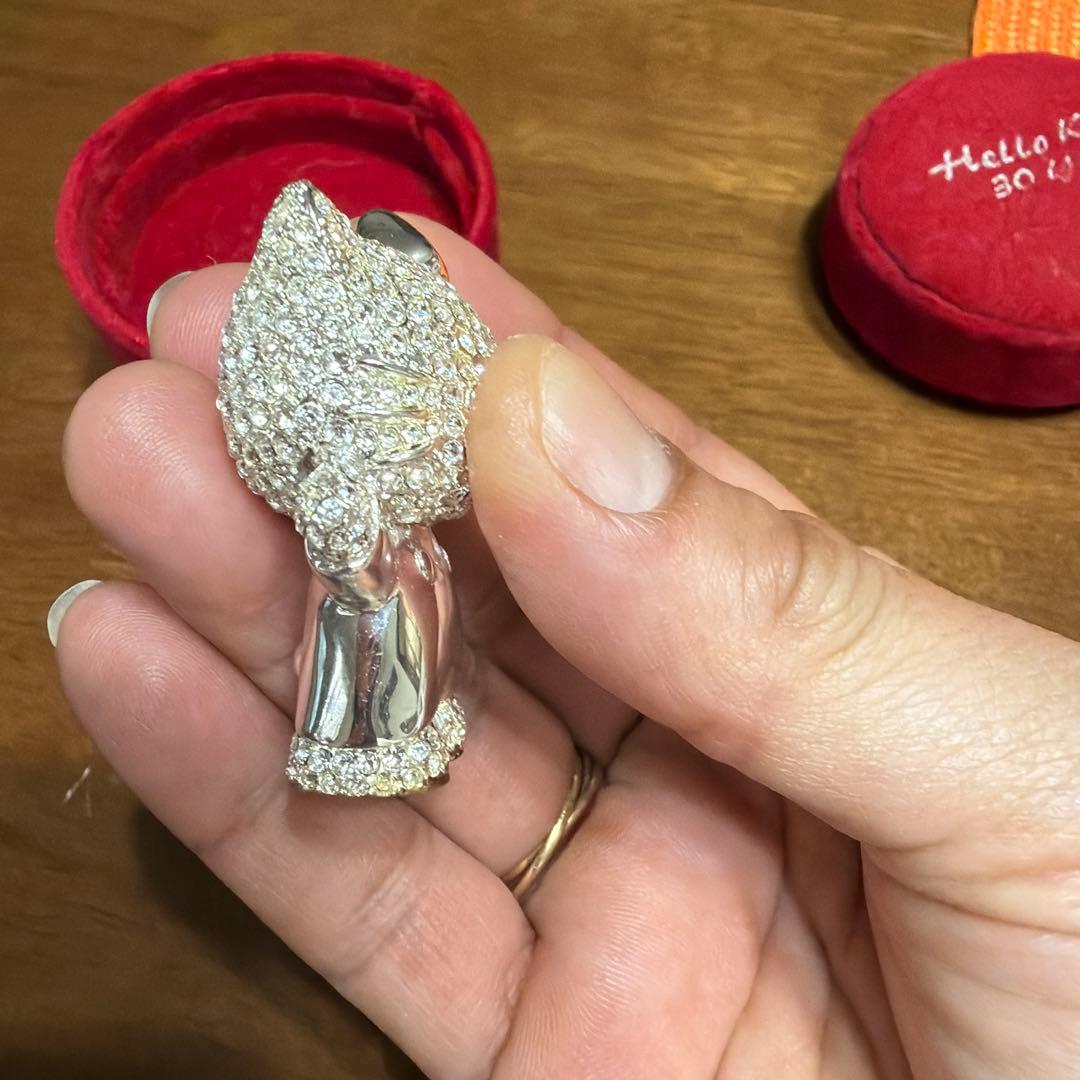 ハローキティ クリスタルフィギュア