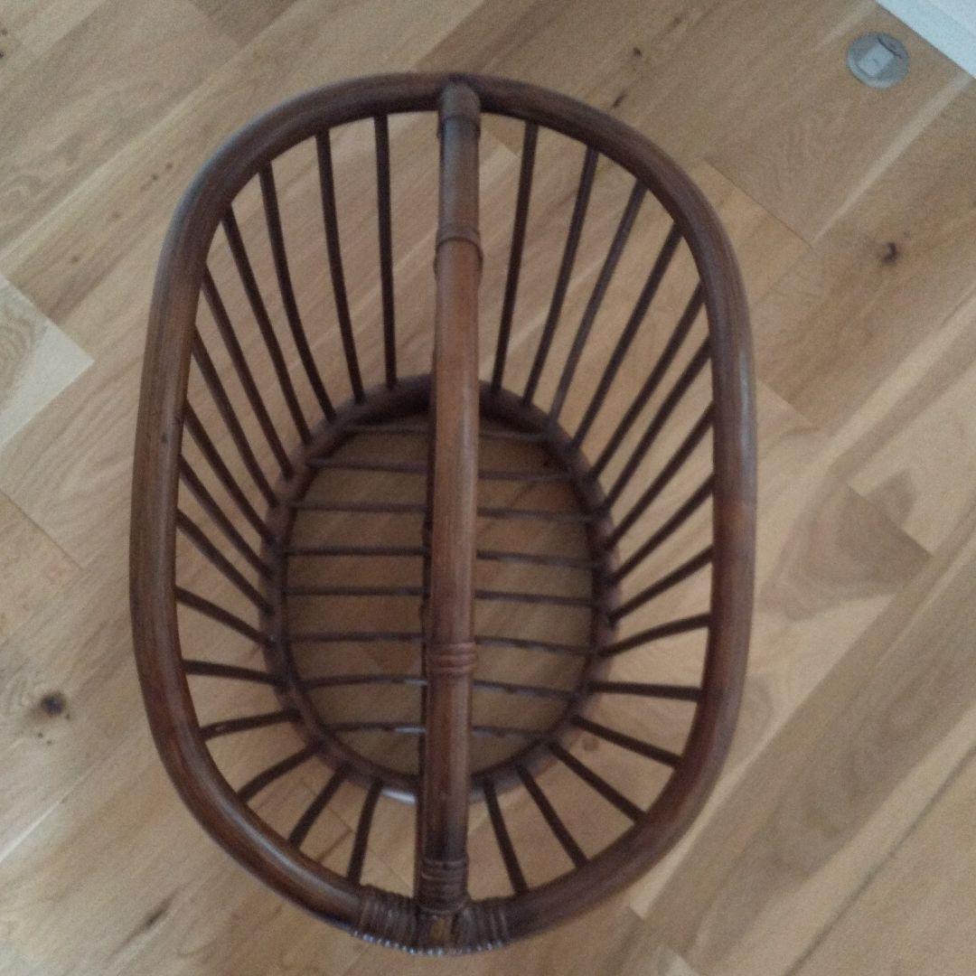 レア品❗️カーブが美しい！飴色ラタンマガジンラック❗️