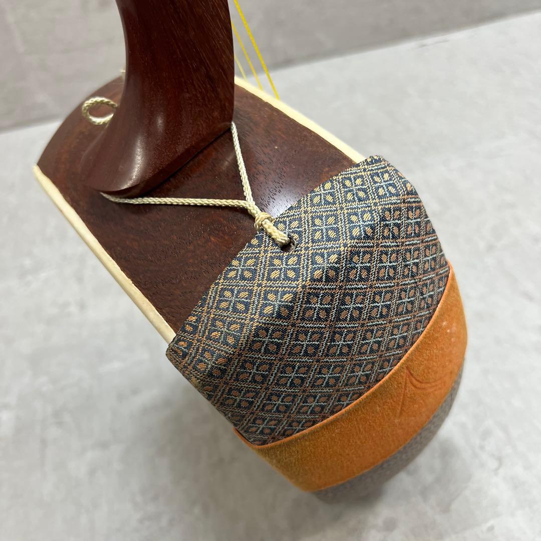 初心者おすすめ　細棹長唄三味線　正寸　和紙胴　木撥　駒　レザーハードケース