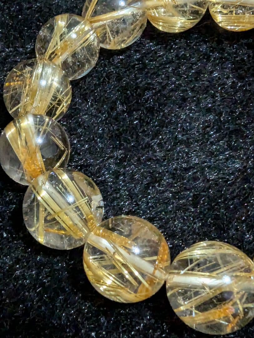 ゴールドルチルブレス