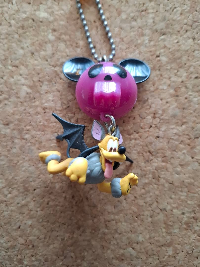 ディズニーストア限定ハロウィンキーホルダー9個セット