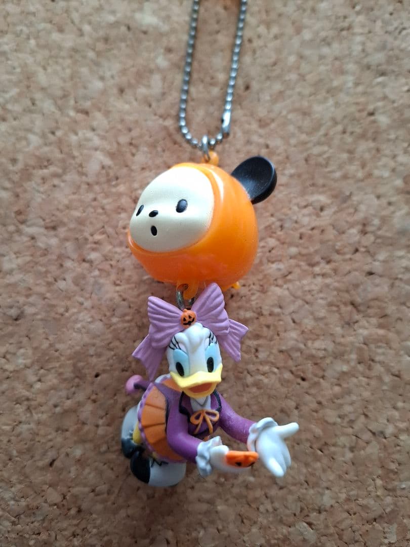 ディズニーストア限定ハロウィンキーホルダー9個セット