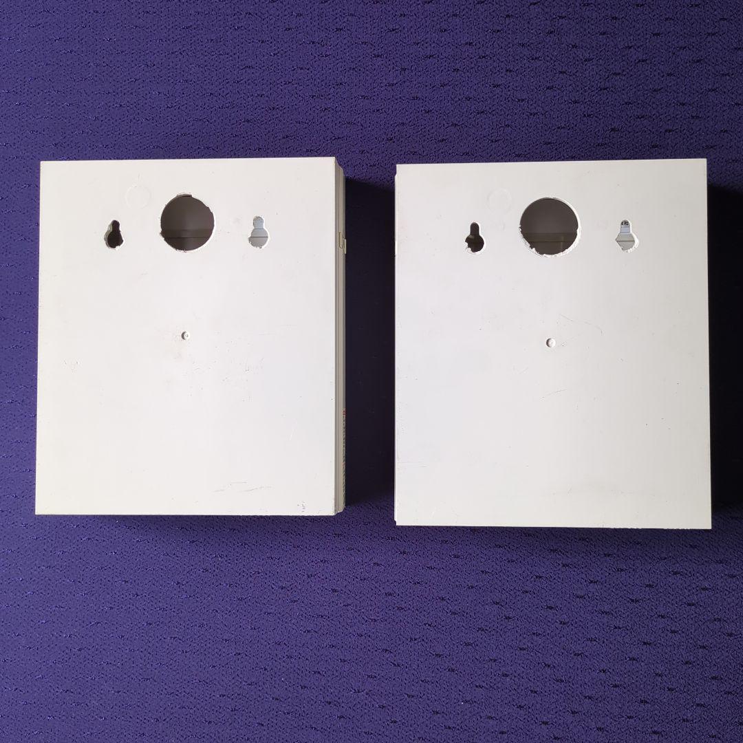 東芝避難誘導灯　FBK-10601N-LS17　C　級　2台