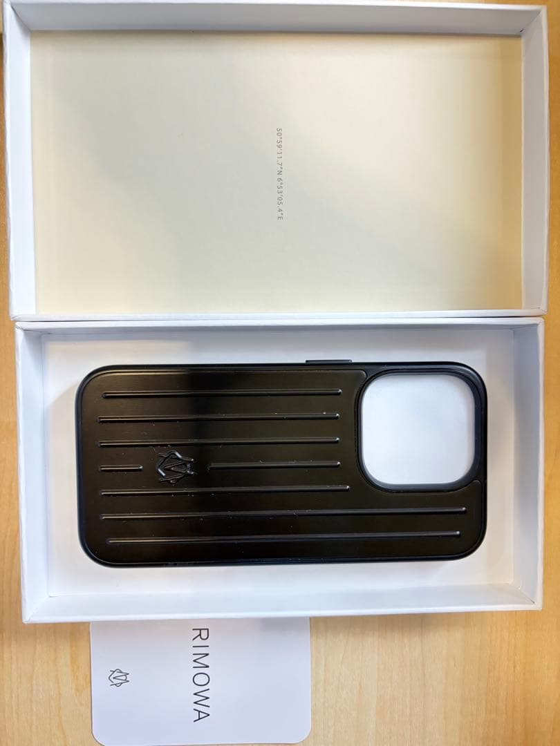 お安め　RIMOWA iPhone 15pro ケース ブラック